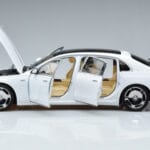 Mercedes Maybach S600 W222 V12 Biturbo Diamond Baltas Almost Real 1:18 - image 5 of 11