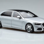 Mercedes Maybach S600 W222 V12 Biturbo Hightech Sidabrinis Almost Real 1:18 - image 6 of 12