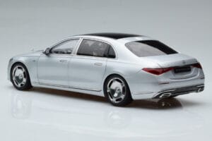 Mercedes Maybach S600 W222 V12 Biturbo Hightech Sidabrinis Almost Real 1:18 820118 Metalas - nuotrauka 7 iš 12