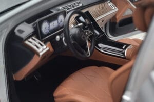 Mercedes Maybach S600 W222 V12 Biturbo Hightech Sidabrinis Almost Real 1:18 820118 Metalas - nuotrauka 10 iš 12