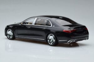 Mercedes Maybach S600 W222 V12 Biturbo Obsidian Juodas Almost Real 1:18 820115 Metalas - nuotrauka 7 iš 11