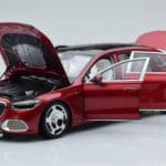 Mercedes Maybach S600 W222 V12 Biturbo Patagonia Raudonas Almost Real 1:18 - image 2 of 10