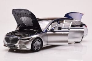 Mercedes Maybach S680 W223 Nautical Mėlynas Cirrus Sidabrinis Almost Real 1:18 820125 Metalas - nuotrauka 2 iš 8