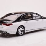 Mercedes Maybach S680 W223 Obsidian Juodas Diamond Baltas Almost Real 1:18 - image 3 of 7