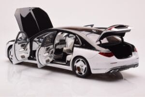 Mercedes Maybach S680 W223 Obsidian Juodas Diamond Baltas Almost Real 1:18 820121 Metalas - nuotrauka 4 iš 7
