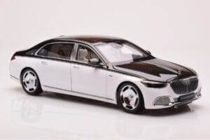 Mercedes Maybach S680 W223 Obsidian Juodas Diamond Baltas Almost Real 1:18 820121 Metalas - nuotrauka 5 iš 7