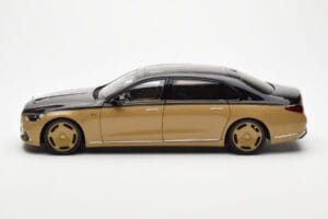 Mercedes Maybach S680 W223 Obsidian Juodas Sand Almost Real 1:18 820124 Metalas - nuotrauka 4 iš 7