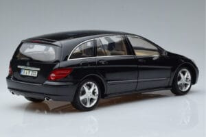 Mercedes R-Class W251 Obsidian Juodas Minichamps 1:18 B66962325 Metalas - nuotrauka 3 iš 7