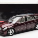 Mercedes R-Class W251 Raudonas Metallic Minichamps 1:18 - image 8 of 8