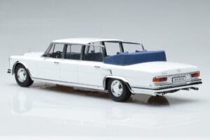 Mercedes 600 Pullman W100 Landaulet Baltas KK-Scale 1:18 KKDC181184 Metalas - nuotrauka 5 iš 6