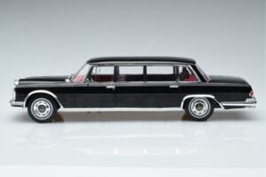 Mercedes 600 LWB Pullman W100 Juodas MCG 1:18 MCG18187 Metalas - nuotrauka 3 iš 6