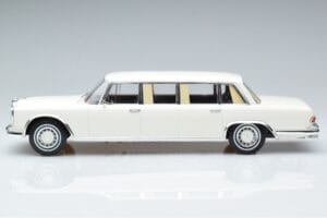 Mercedes S-Class 600 W100 LWB Pullman Baltas MCG 1:18 MCG18188 Metalas - nuotrauka 3 iš 6