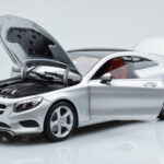 Mercedes S-Class W222 Iridium Sidabrinis Norev 1:18 - image 2 of 8