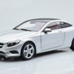 Mercedes S-Class W222 Iridium Sidabrinis Norev 1:18