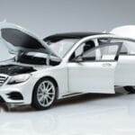 Mercedes S-Class W222 AMG Line Norev 1:18 183792 Metalas - image 2 of 7