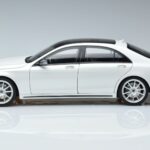 Mercedes S-Class W222 AMG Line Norev 1:18 183792 Metalas - image 4 of 7