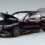 Mercedes S-Class W223 AMG Line Raudonas Norev 1:18 - image 2 of 8