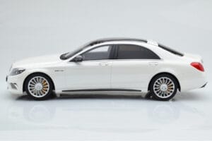 Mercedes AMG S65 W222 Baltas GT Spirit 1:18 B66960371 Derva - nuotrauka 3 iš 8