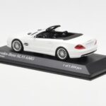 Mercedes SL 55 AMG R230 Baltas Minichamps 1:43 - image 3 of 4