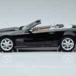 Mercedes SL500 R230 Juodas Norev 1:18 183840 Metalas - image 4 of 8