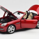Mercedes SLK R172 Designo Zircon Raudonas Minichamps 1:18 - image 2 of 8
