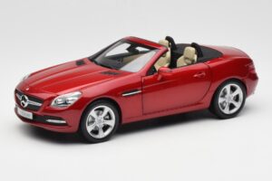 Mercedes SLK R172 Designo Zircon Raudonas Minichamps 1:18