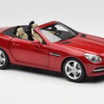 Mercedes SLK R172 Designo Zircon Raudonas Minichamps 1:18 - image 6 of 8