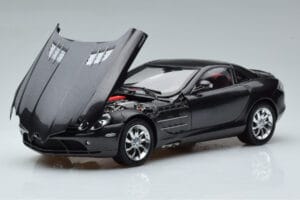 Mercedes SLR McLaren Juodas CMC 1:18 M-045F Metalas - nuotrauka 2 iš 10