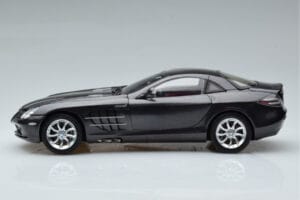 Mercedes SLR McLaren Juodas CMC 1:18 M-045F Metalas - nuotrauka 5 iš 10