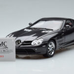 Mercedes SLR McLaren Juodas CMC 1:18 - image 8 of 10