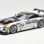 Mercedes SLS AMG GT3 #96 M. Hakkinen AMG Customer Sports 6 Hours of Zhuhai ILMC 2011 Minichamps 1:18