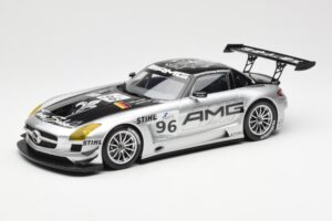 Mercedes SLS AMG GT3 #96 M. Hakkinen AMG Customer Sports 6 Hours of Zhuhai ILMC 2011 Minichamps 1:18