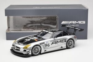 Mercedes SLS AMG GT3 #96 M. Hakkinen AMG Customer Sports 6 Hours of Zhuhai ILMC 2011 Minichamps 1:18 B66960197 Metalas - nuotrauka 6 iš 6