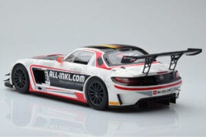 Mercedes SLS AMG GT3 Munnich Motorsport #38 M. Basseng / M. Winkelhock Champions FIA GT1 World Championship 2012 Minichamps 1 - nuotrauka 5 iš 6