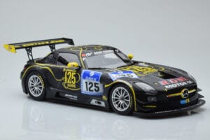 Mercedes SLS AMG GT3 Rowe Racing #125 Zehe / Bullitt / Renger / Hartung ADAC 24 Hours of Nurburgring 2013 Minichamps 1:18 151 - nuotrauka 4 iš 6
