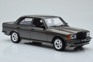 Mercedes W123 AMG 280 Pilkas Otto 1:18 OT750 Derva - nuotrauka 4 iš 6