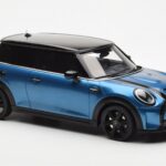 Mini Cooper S F56 Island Mėlynas Otto 1:18 - image 4 of 6