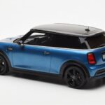Mini Cooper S F56 Island Mėlynas Otto 1:18 - image 5 of 6