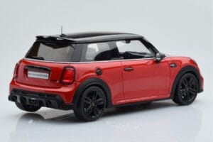 Mini Cooper S JCW F56 Raudonas Otto 1:18 OT984 Derva - nuotrauka 2 iš 6