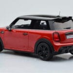 Mini Cooper S JCW F56 Raudonas Otto 1:18 - image 5 of 6