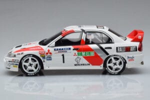Mitsubishi Lancer Evo 4 T. Makinen / S. Harjanne Rally Catalunya 1997 Otto 1:18 OT409 Derva - nuotrauka 3 iš 6