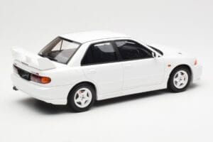 Mitsubishi Lancer Evo III Scotia Baltas Otto 1:18 OT1065 Derva - nuotrauka 2 iš 6
