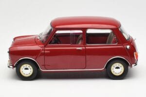 Morris Mini Minor Raudonas Kyosho 1:18 08964R Metalas - nuotrauka 4 iš 8
