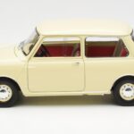 Morris Mini Minor Baltas Kyosho 1:18 - image 4 of 8