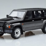 Nissan Patrol GR Y60 Pilkas Otto 1:18