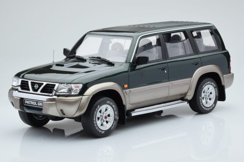 Nissan Patrol GR Y61 Žalias Otto 1:18