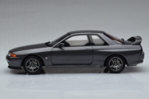 Nissan Skyline GT-R BNR32 Nismo Pilkas Otto 1:18 OT411 Derva - nuotrauka 3 iš 6