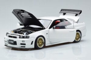 Nissan Skyline GT-R R34 Nismo Z-Tune Baltas MotorHelix 1:18 M83407 Metalas - nuotrauka 2 iš 11