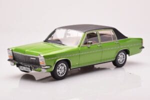 Opel Diplomat B Žalias Metalinis MCG 1:18