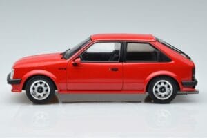 Opel Kadett D GTE Raudonas MCG 1:18 MCG18269 Metalas - nuotrauka 3 iš 6